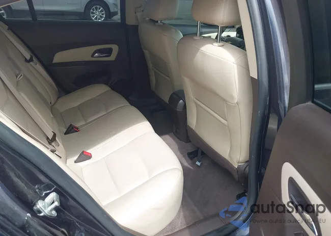 1G1PE5SB5E7292165: 39097053