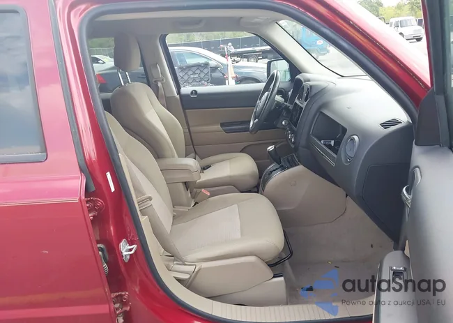 1C4NJPFA5CD719138: 39098823