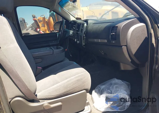 2GCEC13J981172129: 39102460