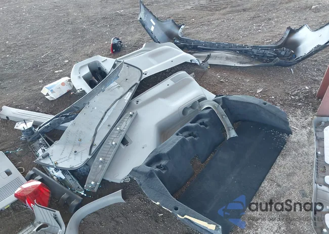 KNDMC5C12F6067053: 39110365