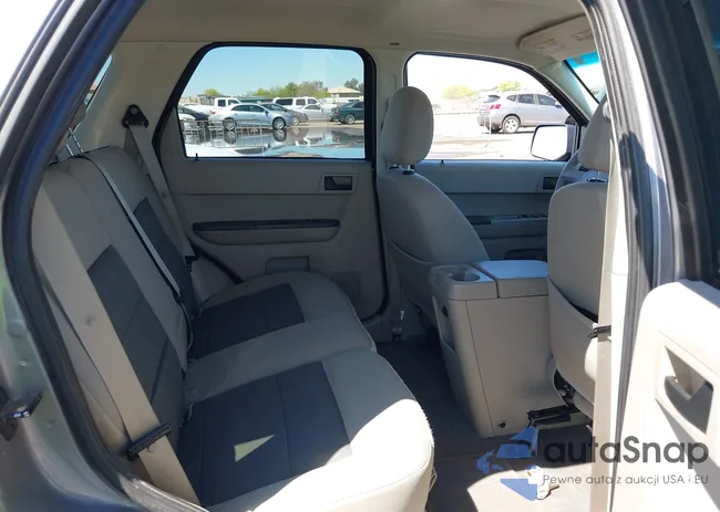 1FMCU59H18KB12843: 39114367