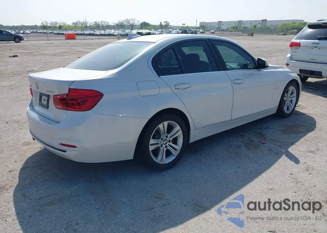 WBA8D9G50HNU61322: 39120516