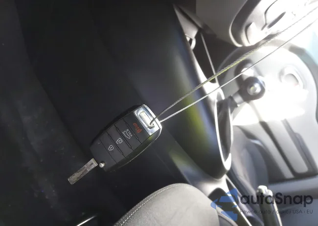 KNDJP3A54H7418771: 39120619