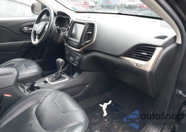 1C4PJLDS1FW643181: 39121731