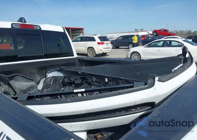 1C6SRFBT6NN352154: 39122824