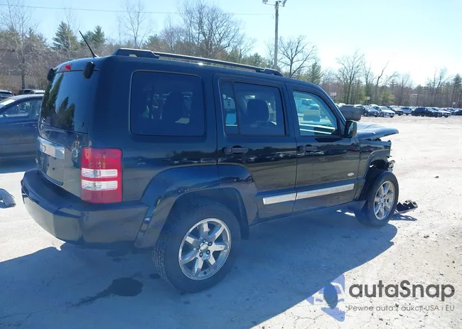 1C4PJMAKXCW182746: 39123174