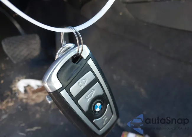 WBAKB4C53CC577042: 39127313