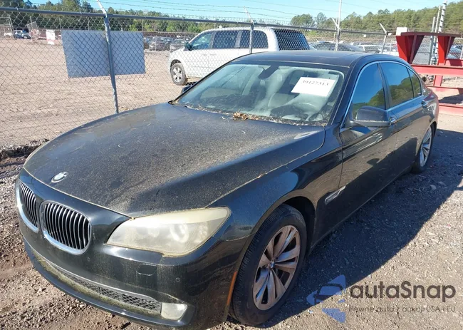 WBAKB4C53CC577042: 39127313