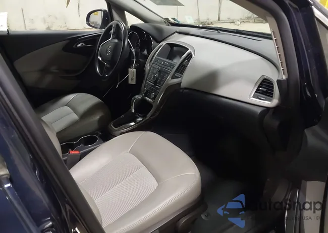 1G4PP5SK4F4165102: 39128605