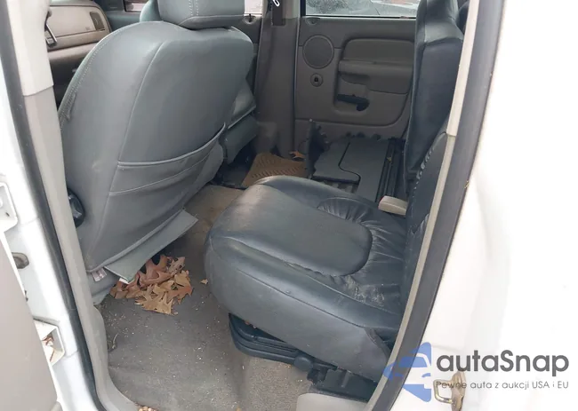 1D7HA18D85J579873: 39132457