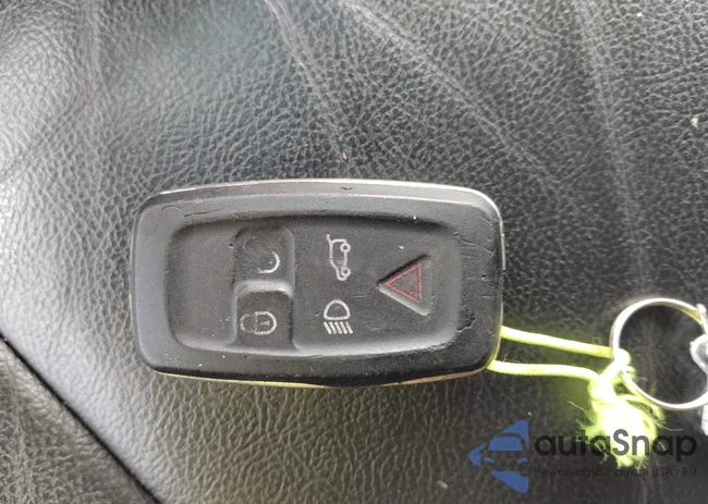 SALME1D4XAA309713: 39132712