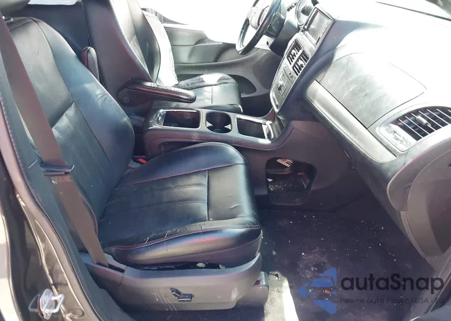 2C4RDGEG2KR788783: 39132861