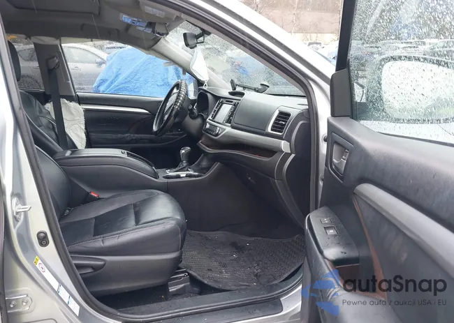 5TDJKRFH8ES027533: 39134694