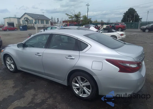 1N4AL3AP5JC172961: 39137668