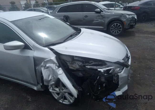 1N4AL3AP5JC172961: 39137668