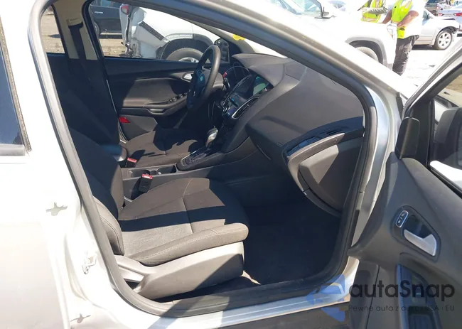 1FADP3M24HL208568: 39141759