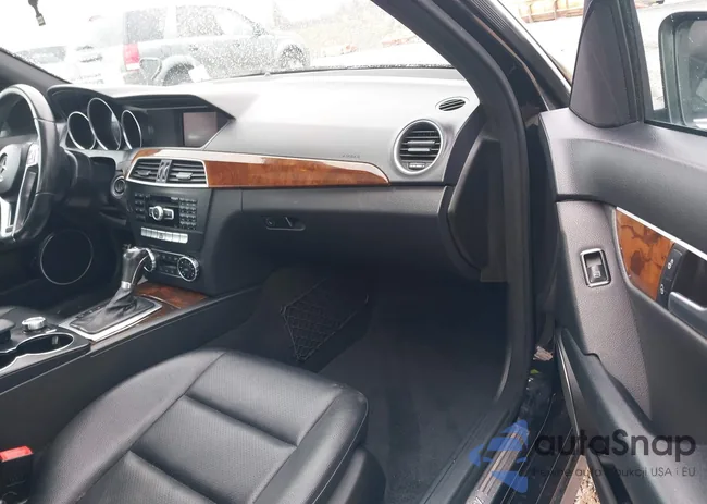 WDDGF8AB9DR254857: 39142982