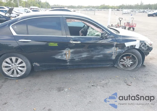 1HGCR2F83FA159370: 39144513