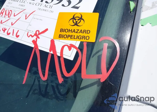 1FTYR1ZM3FKA82081: 39145932