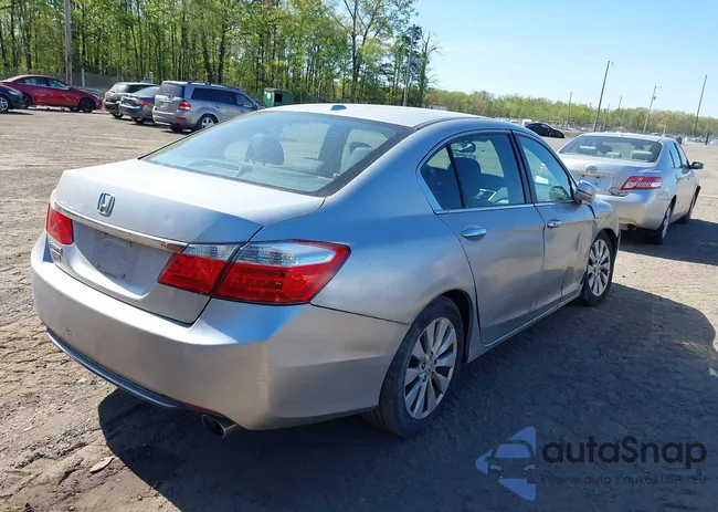 1HGCR2F86DA146335: 39152407