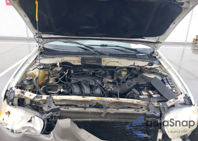 1FMYU03181KC55279: 39157094