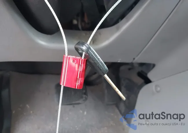 1FMYU03181KC55279: 39157094