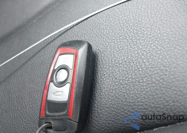 WBA4A7C55FD414405: 39159752