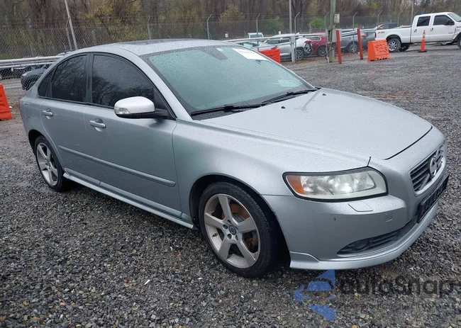 YV1672MS3B2535581: 39163758