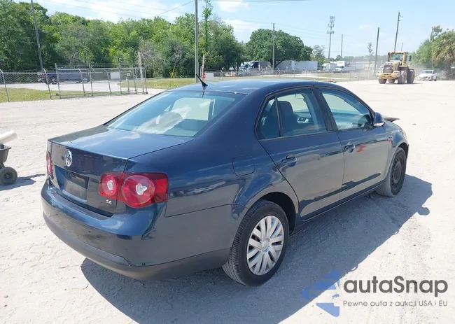 3VWJX7AJ2AM077528: 39163957