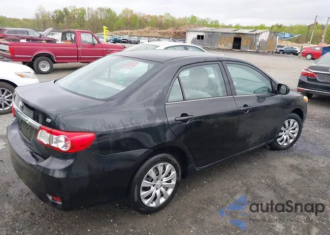 2T1BU4EE7DC121080: 39170327