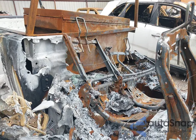 1FT7X2A61NEG32802: 39172518