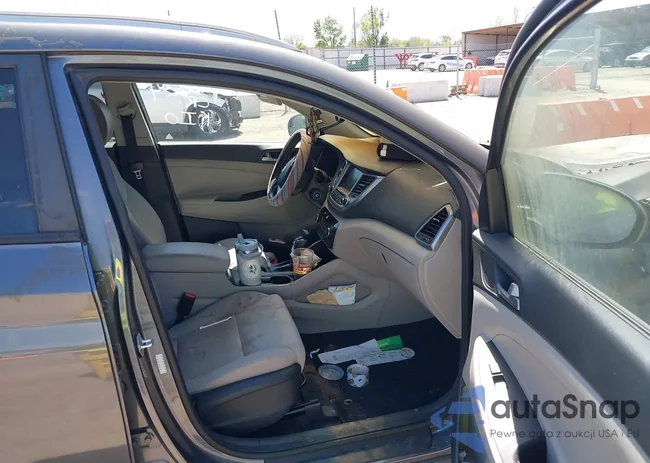 KM8J33A49JU615148: 39172598