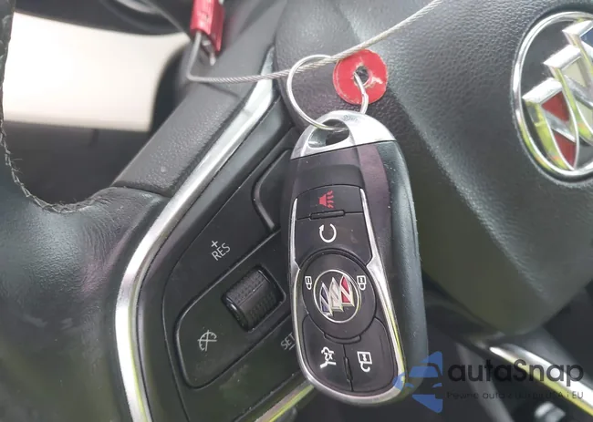 KL4MMESL8LB103664: 39172616