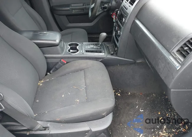 2B3KA43G58H305525: 39172650