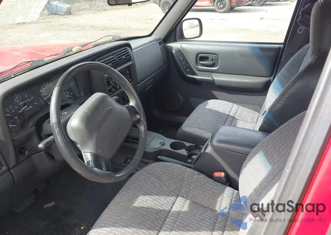 1J4FT68S4XL604177: 39174979