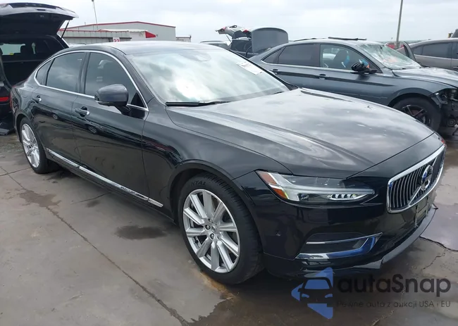 LVY992ML9JP037532: 39181223