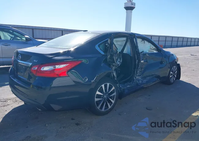 1N4AL3APXHC250368: 39184528