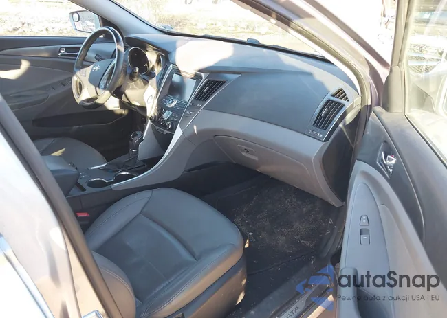 KMHEC4A49BA003736: 39198029