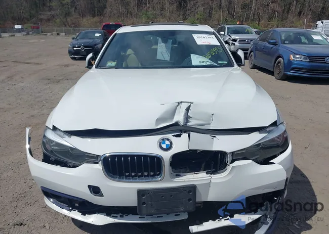 WBA8E3G52GNU05665: 39202393