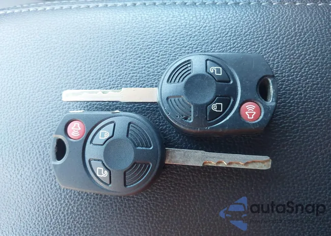 1FMCU0GD5JUB14026: 39207442