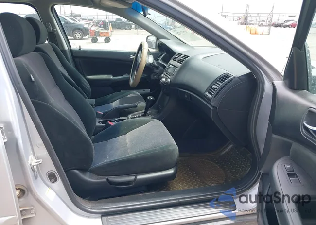 1HGCM66325A046664: 39207578