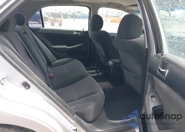 1HGCM66325A046664: 39207578