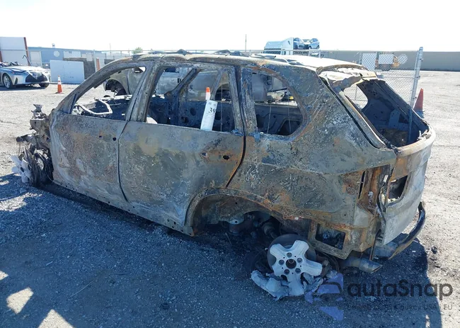 5UXFE43528L029972: 39209294