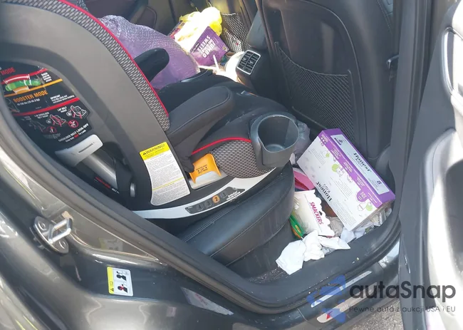 WA1JCCFS8JR025077: 39209100