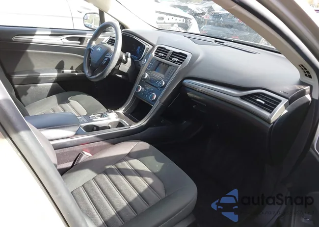 3FA6P0LU7JR269141: 39211405