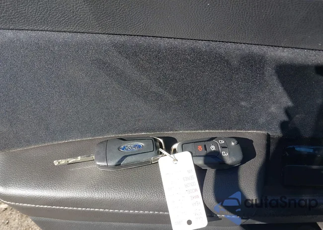 3FA6P0HR2DR104655: 39212601