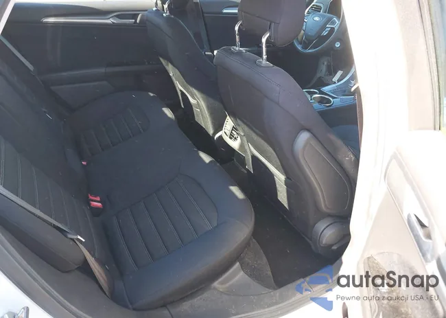 3FA6P0HR2DR104655: 39212601