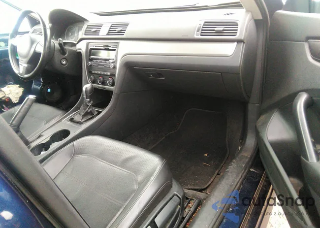 1VWAT7A37FC036561: 39216410