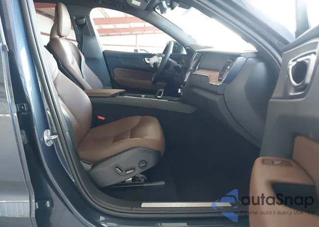 YV4L12RLXP1351485: 39238045