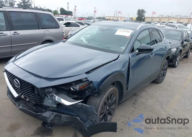 3MVDMBDY3NM435714: 39244760